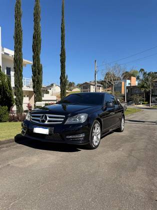 MERCEDES-BENZ C 200 1.8 CGI AVANTGARDE 16V GASOLINA 4P AUTOMÁTICO MERCEDES-BENZ C 200 1.8 CGI AVANTGARDE 16V GASOLINA 4P AUTOMÁTICO